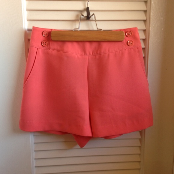 NEW High Waisted Coral Shorts - Picture 2 of 4