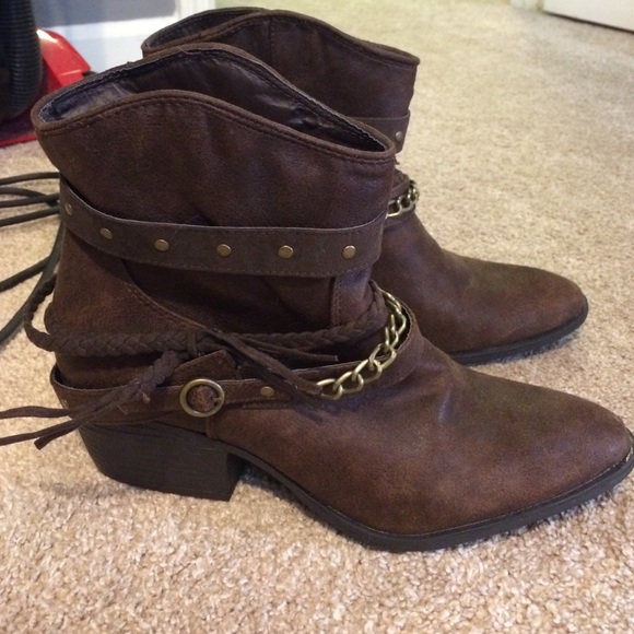 Rampage booties