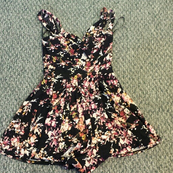 Material Girl Dresses & Skirts - NWOT romper