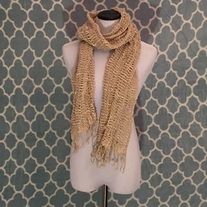 Loose Knit Beige Scarf