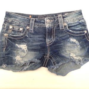 Miss Me Shorts!!!!! Size 26