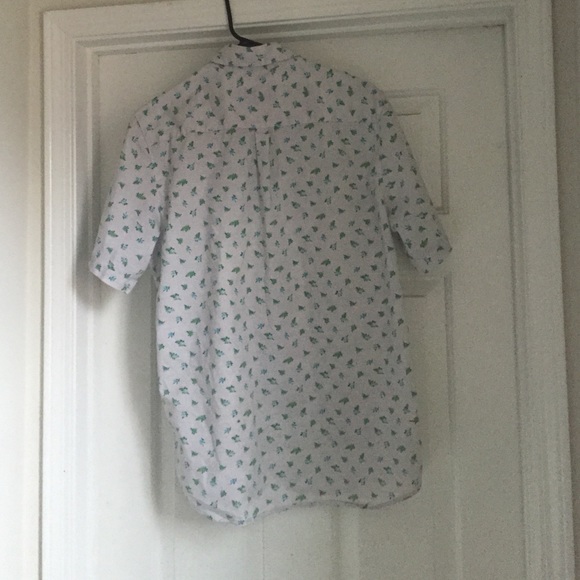 Button up - Picture 2 of 3