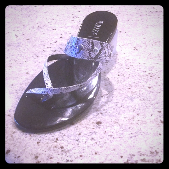 ***SALE*** WHBM Brigitte B/W Snake Print Sandals
