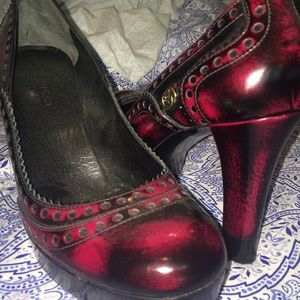 100% AUTHENTIC GUCCI HEELS