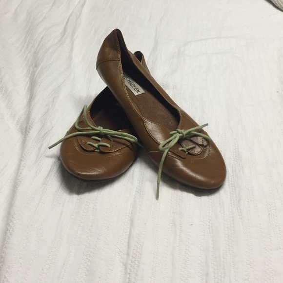 Brown Steve Madden Flats