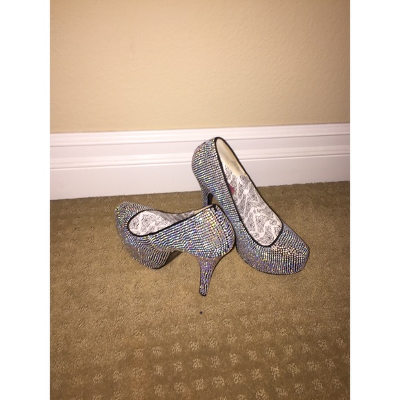 Bedazzled heels - Picture 2 of 3