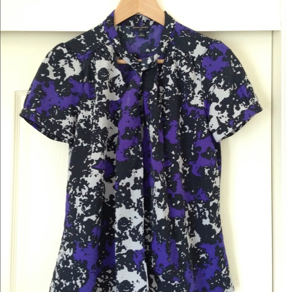 Banana Republic Short Sleeve