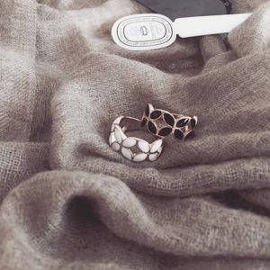 Flower ring, fashion jewelry