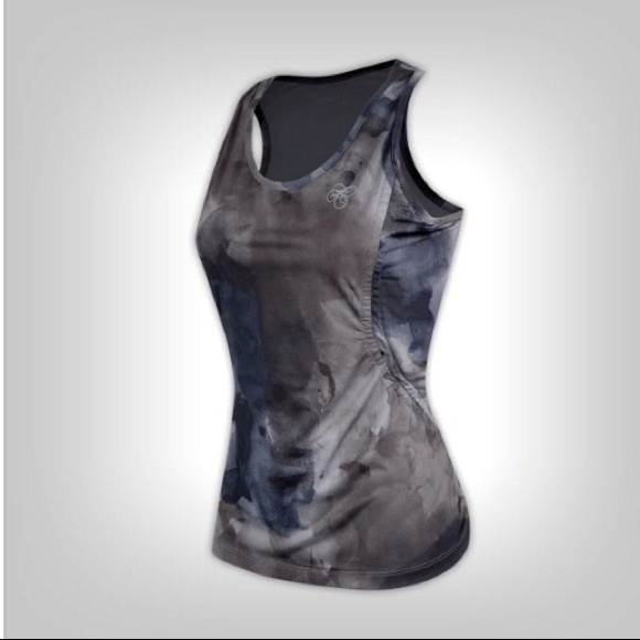 Runner's Top💥 Will bundle w/ tights @ discount!