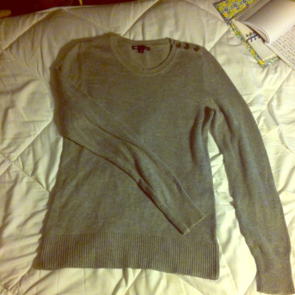 Gray GAP sweater with button detailing