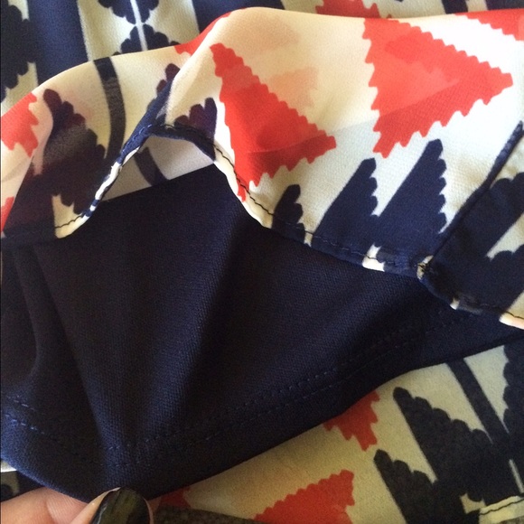 Patterned Shorts - Picture 3 of 4