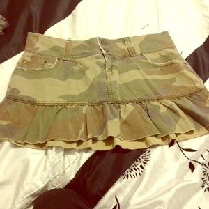 A&F Camo Skirt