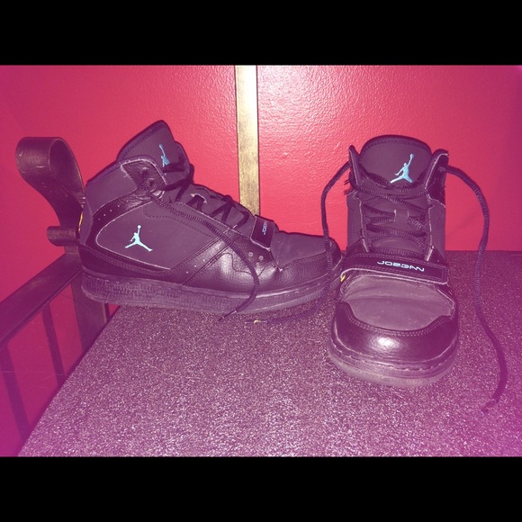Teen Jordans - Picture 1 of 2