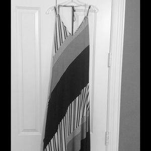 NWT  **SALE**  B/W Double Strap Maxi Sundress -Med