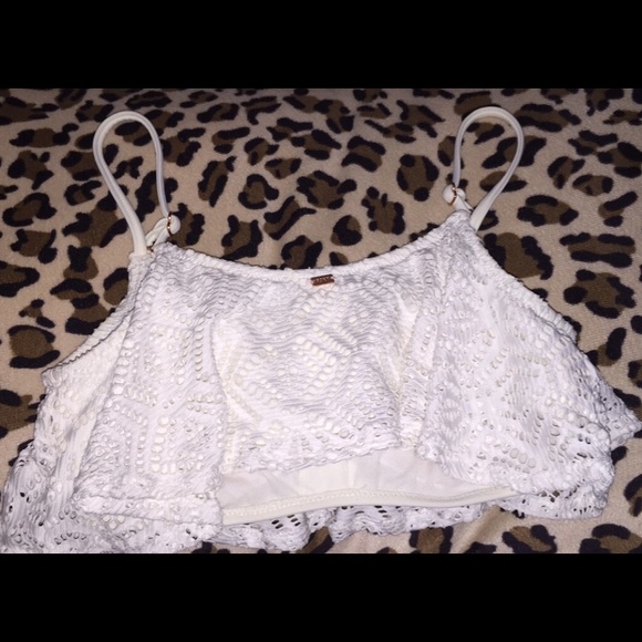 ROXY Flounce Swim top - Picture 2 of 3