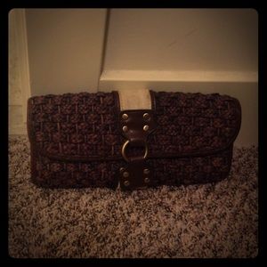 The Limited straw clutch!