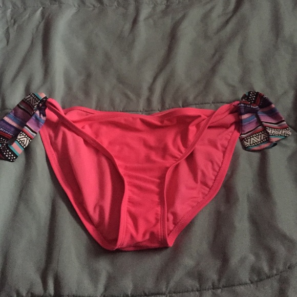 Bathing suit bottoms.