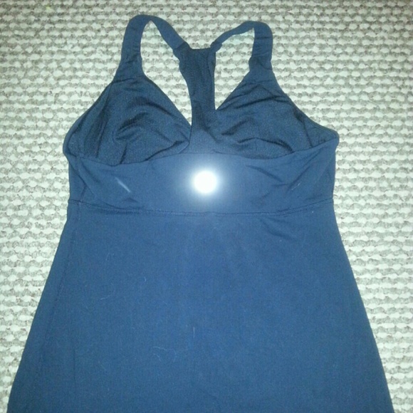Lululemon workout top - Picture 3 of 4