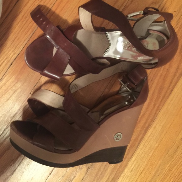 Micheal Kors Brown wedges with wood detail