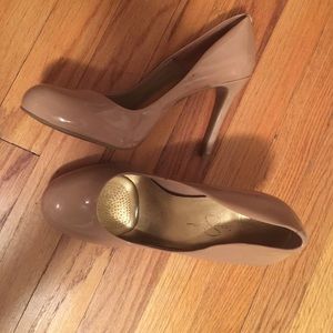 Jessica Simpson Nude Heels