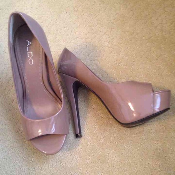 *Sold* Aldo platform heels - Picture 2 of 2