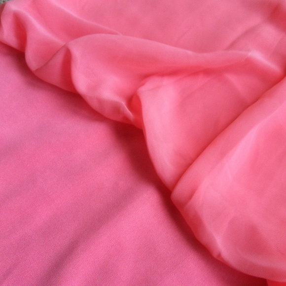 Pink/coral dress - Picture 2 of 4