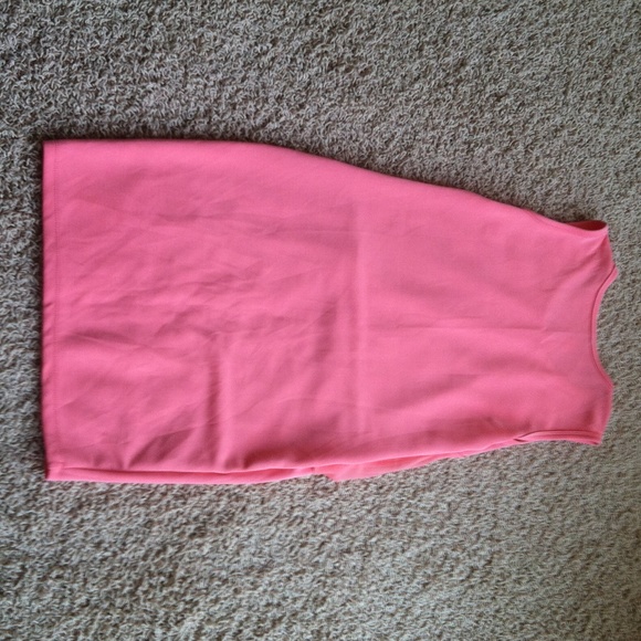 Pink/coral dress - Picture 4 of 4
