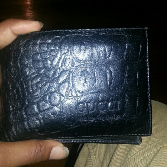 gucci wallet - Picture 1 of 4