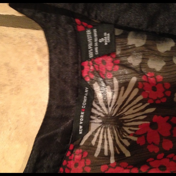 Nwot sheer top - Picture 2 of 2