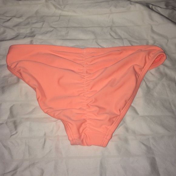 Scrunch butt pink bikini bottoms!