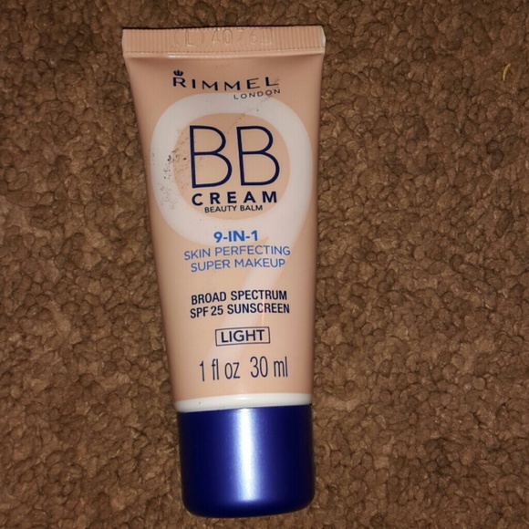 RIMMEL BB Cream 🌼Light🌼