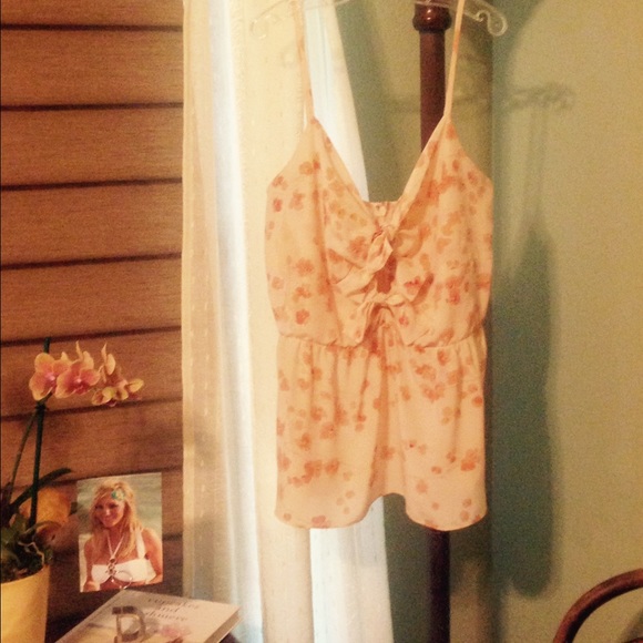 Paper Crown Tops - Paper Crown peach silk tank. Xs