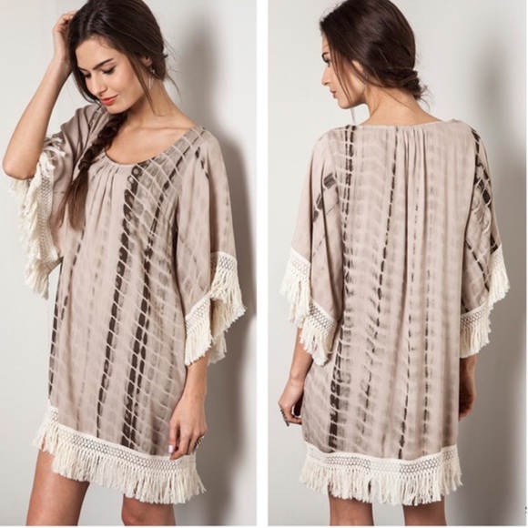 Dresses & Skirts - NWT Boho Tye Dye Dress