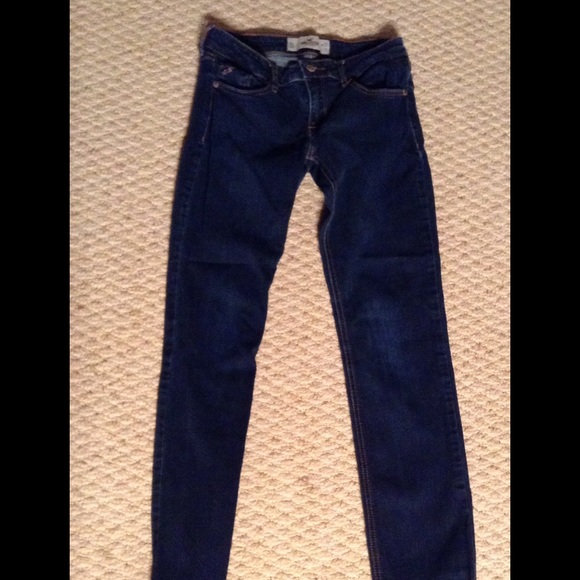 Hollister jeans