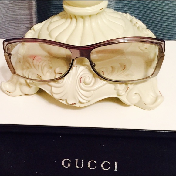 Authentic Gucci glasses w case