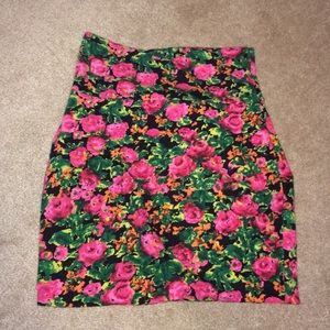 BODY CON SKIRT