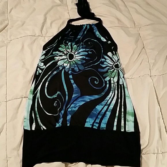 Halter top - Picture 2 of 2