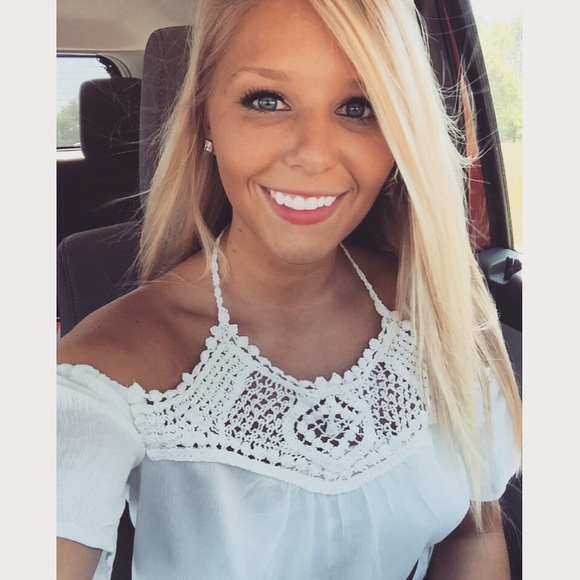 MEET YOUR SELLER 💕 - Picture 3 of 3