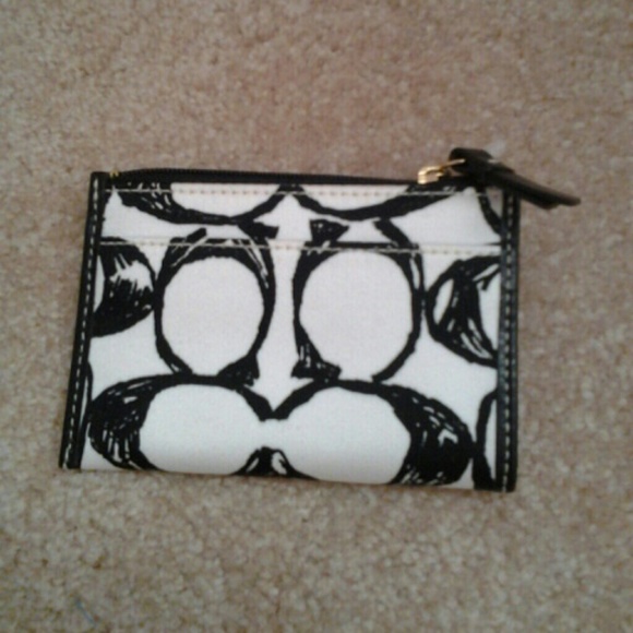 Coach coin purse with key ring