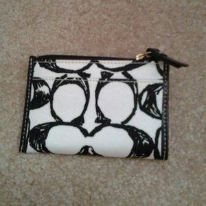 Coach coin purse with key ring