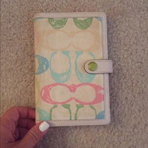 Coach colorful agenda