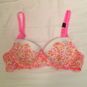 Victoria's Secret Demi Lace Bra