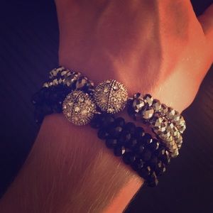 Glam bracelet magnet latch easy on