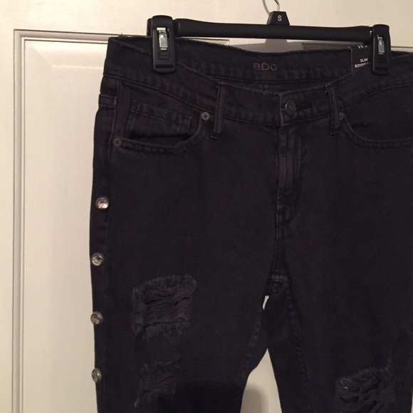 BDG BOYFRIEND JEANS