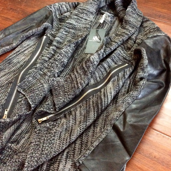 Rock & Republic Sweater Cardigan - Picture 2 of 4