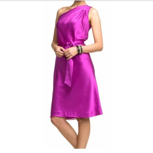 Smooth silk dress by Banana Republic fuchsia 4P