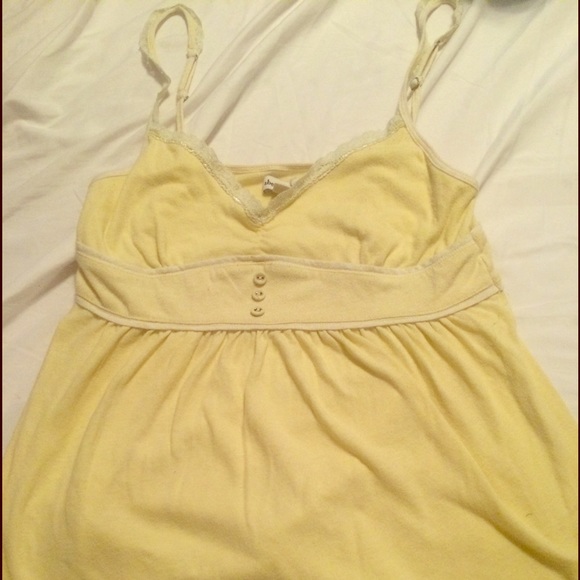 Abercrombie & Fitch top