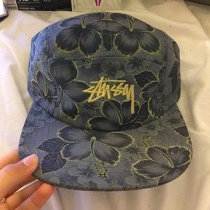 Stussy 5 pannel