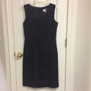 Black cocktail dress with beautiful design for 40.