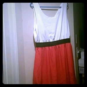 Flattering Color-blocked Dress